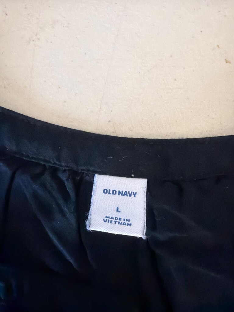 Old Navy Women's Black Button-Up Shirt