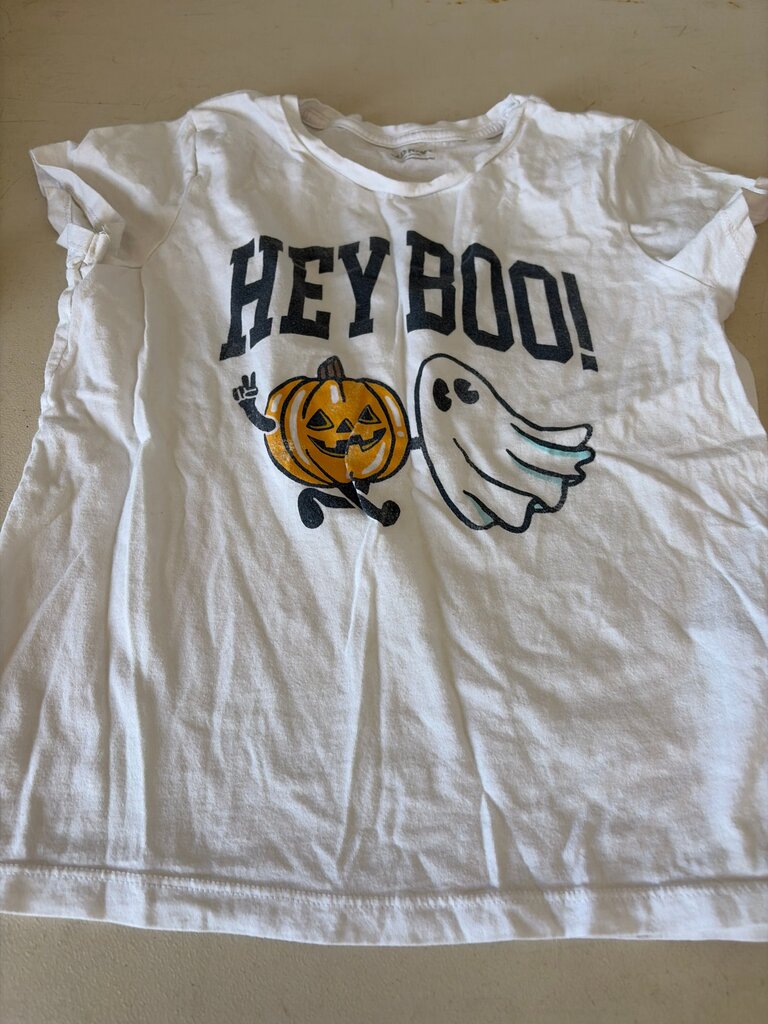 Hey Boo! Halloween Graphic Tee
