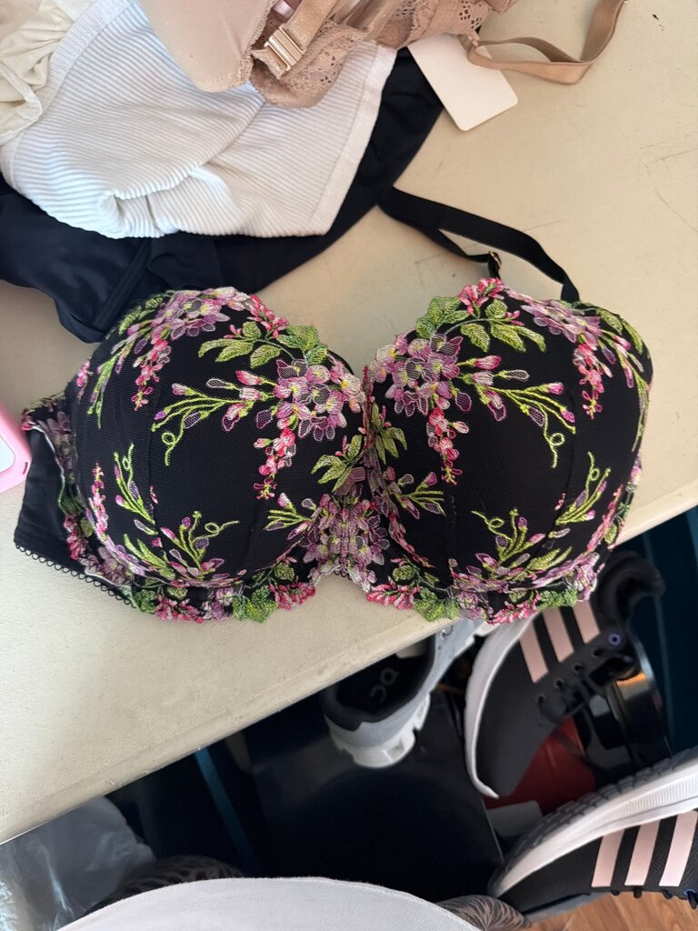 Victoria's Secret Black Floral Bra