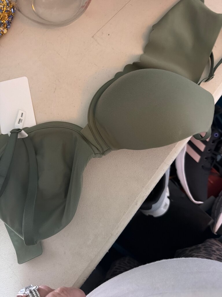 Smoothz Demi Bra 32DD in Olive Green