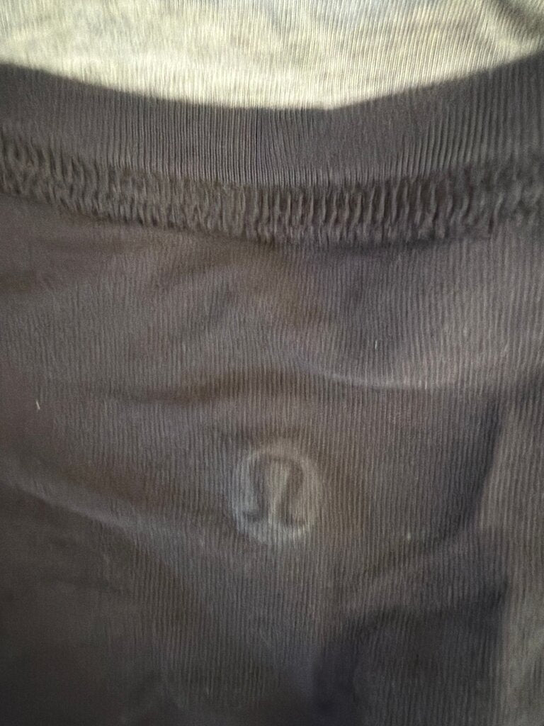 Lululemon Black Long Sleeve Top