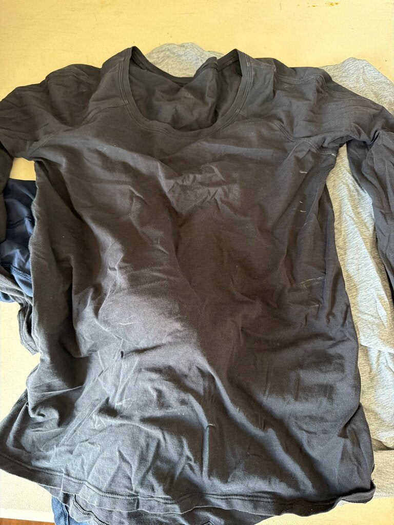 Lululemon Black Long Sleeve Top