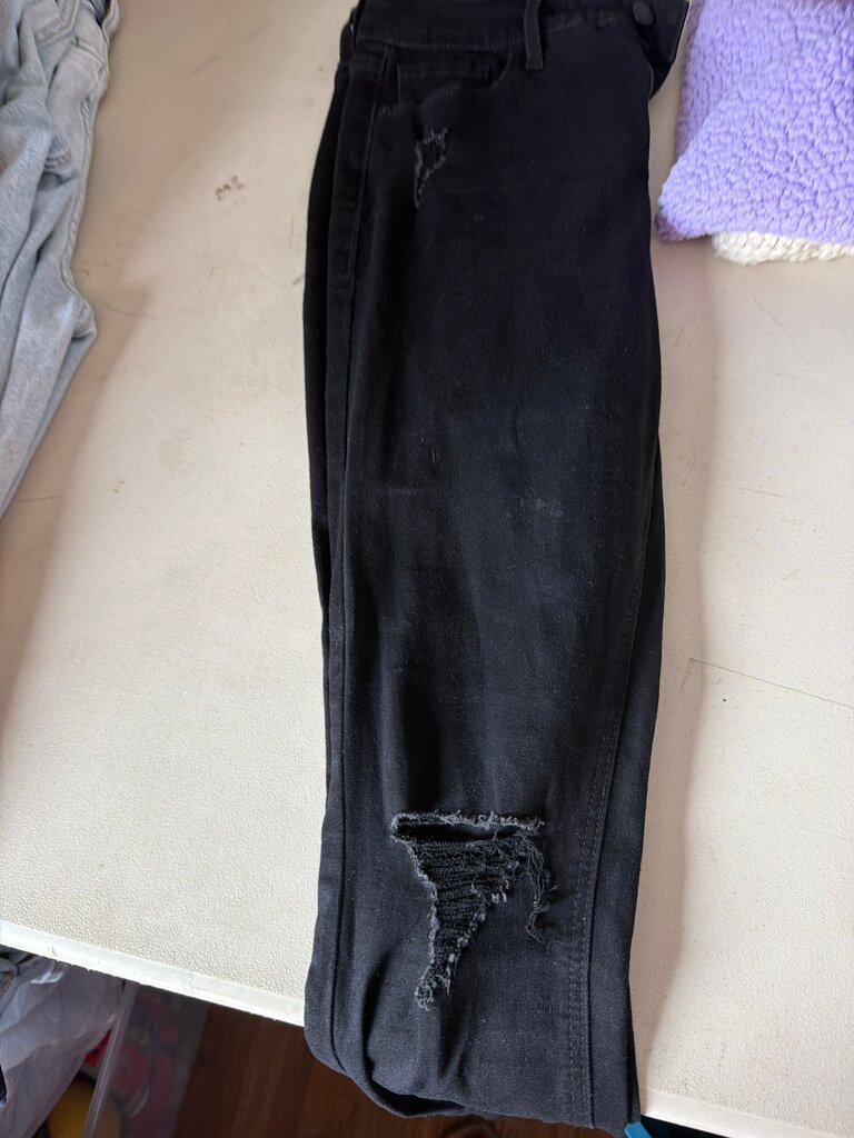 Black Ripped Skinny Jeans