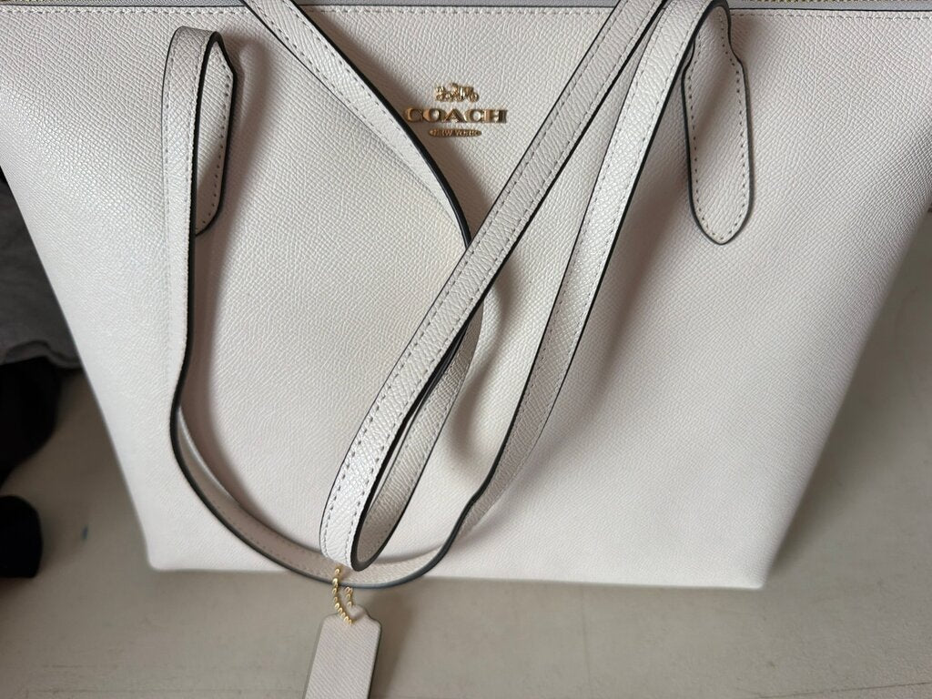COACH White Leather Tote Bag