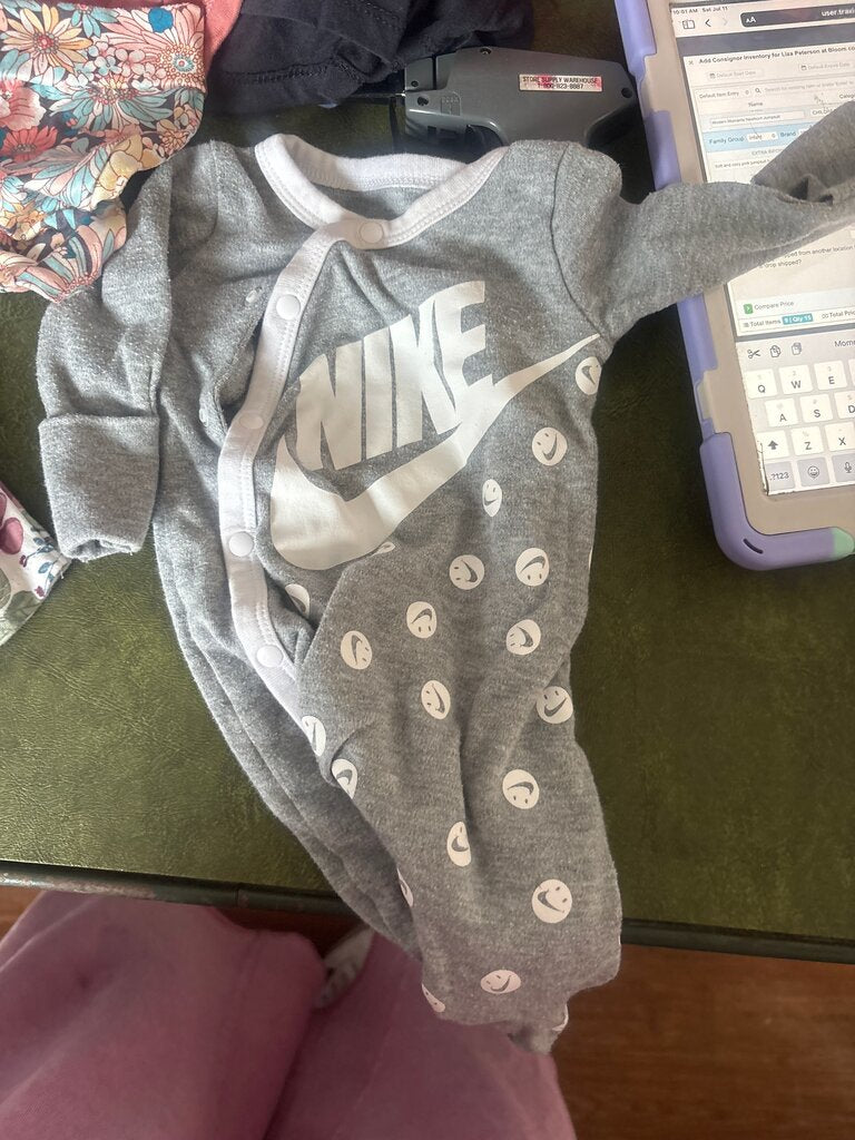 Nike Infant One-Piece Bodysuit