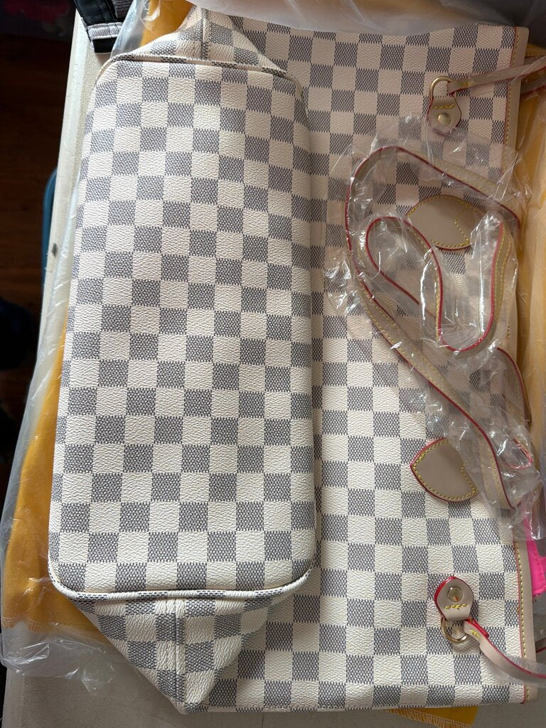 Louis Vuitton Damier Azur Canvas Clutch