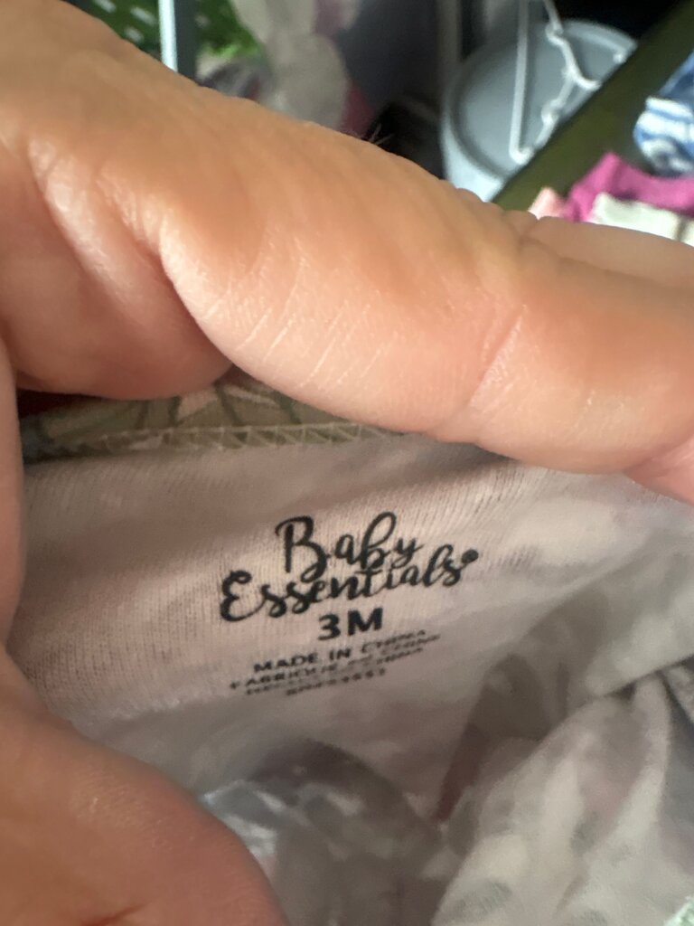 Baby Essentials Floral outfit