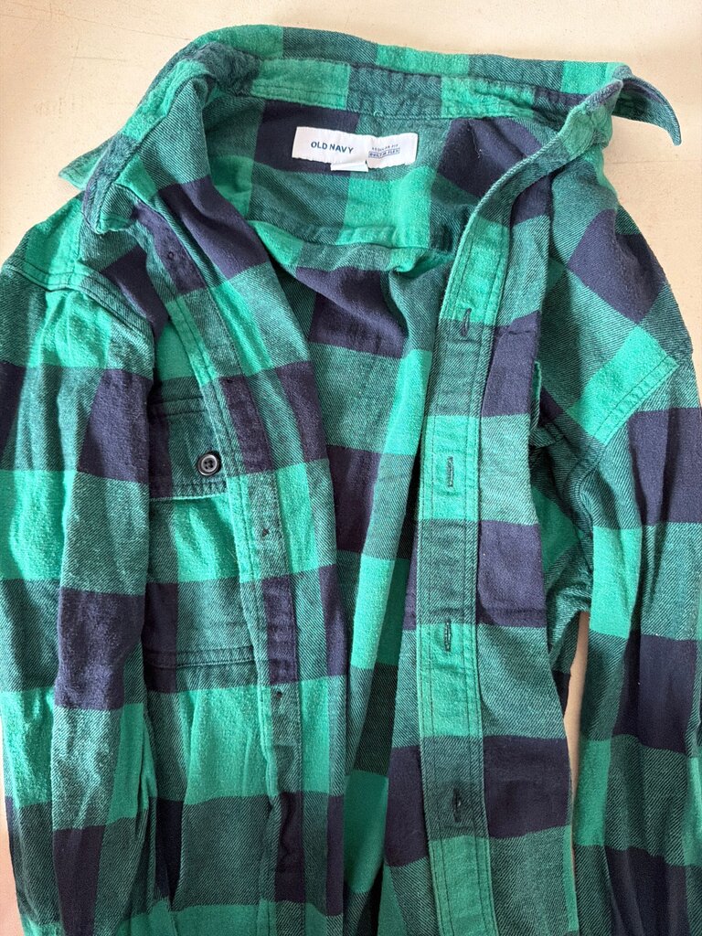 Old Navy Green and Black Plaid Flannel Shirt