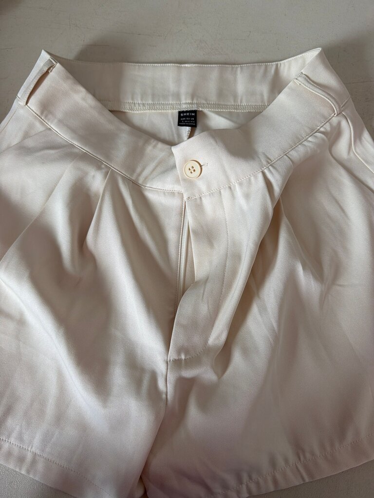 SHEIN Cream High-Waisted Shorts