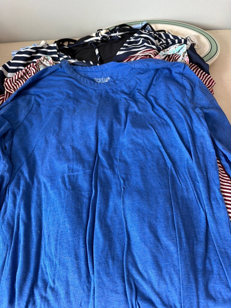 Time and Tru Blue T-Shirt XXL