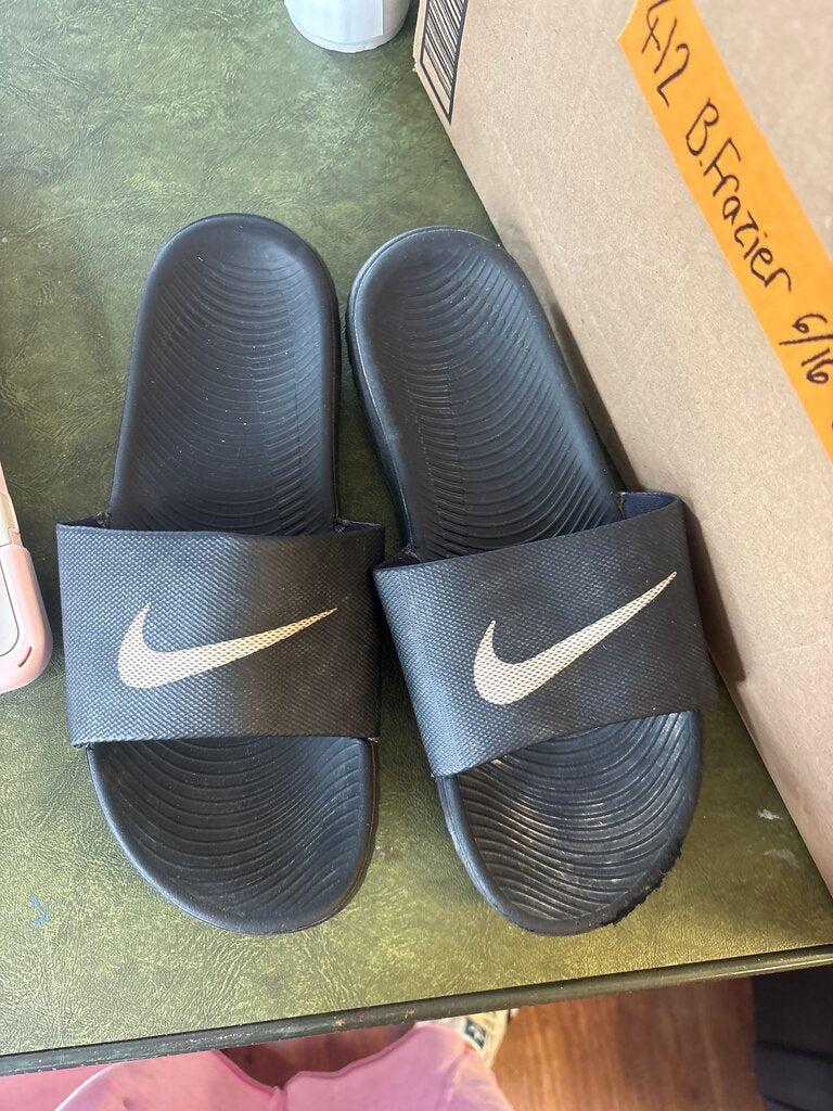 Nike Black Slide Sandals