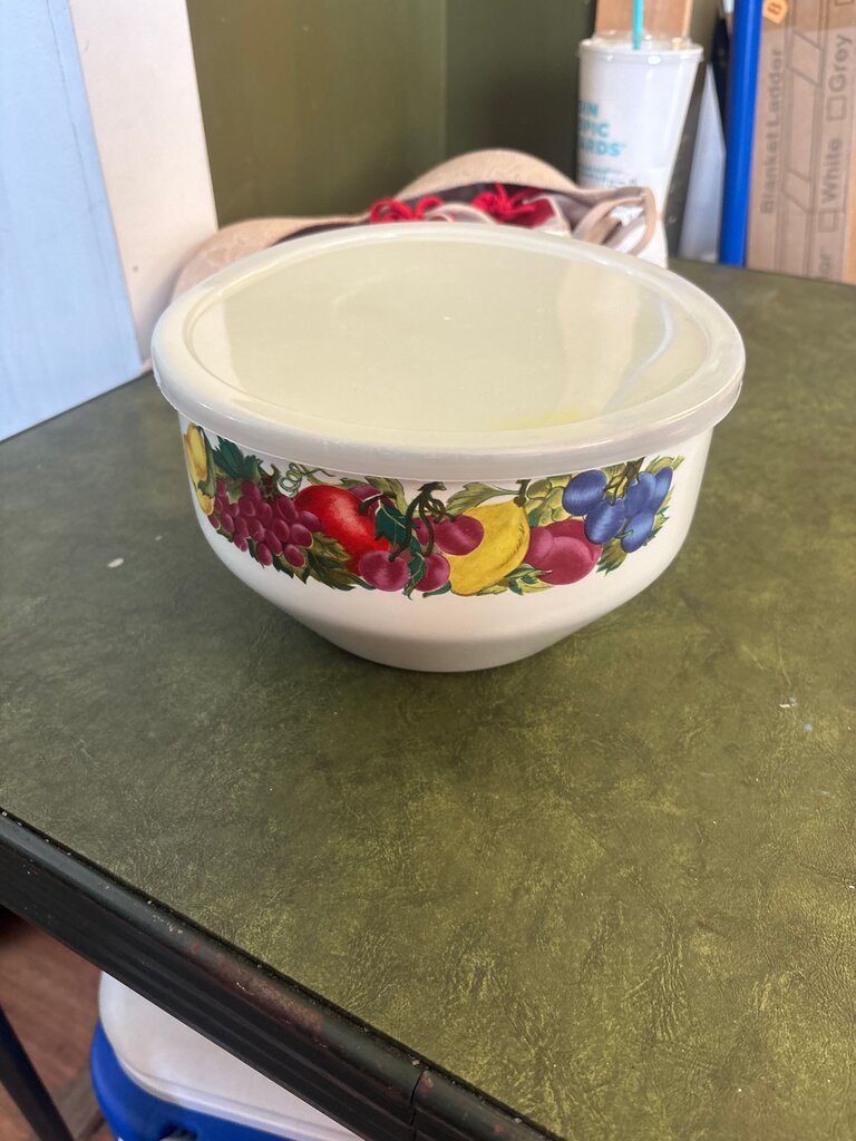 Vintage Fruit Design Mixing Bowl