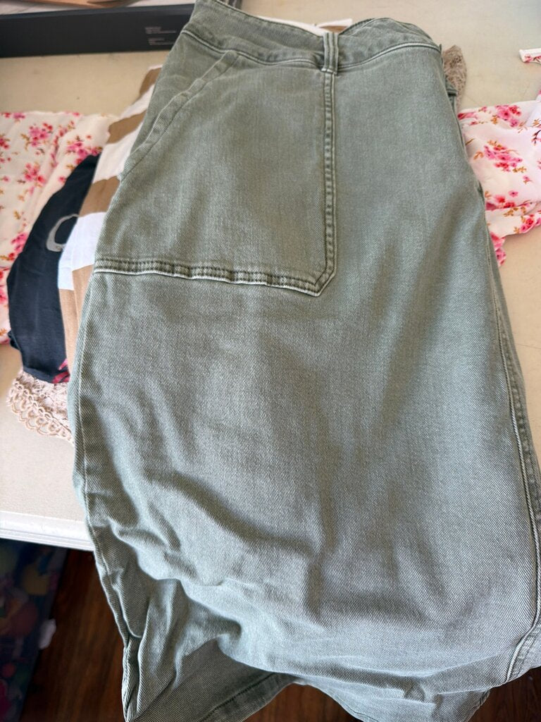 C Denim Women's Green Jeans Size 22W