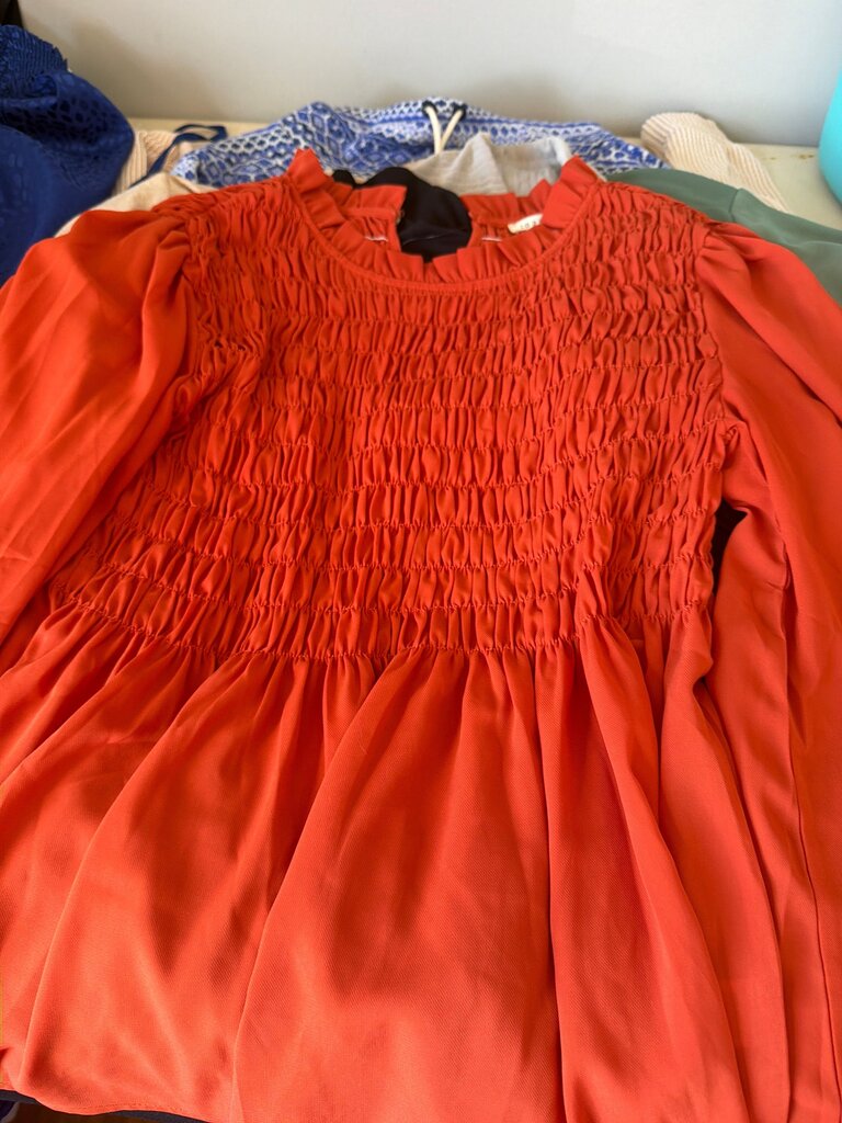 Jodifil Women’s Red Smocked Blouse