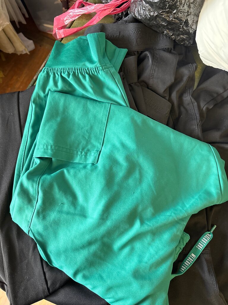 Scrub pants