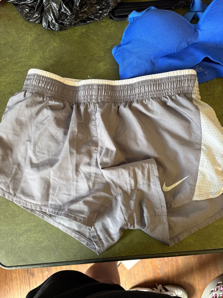 Nike Men's Gray Athletic Shorts