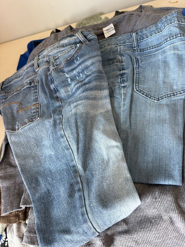 Light Wash Denim Jeans