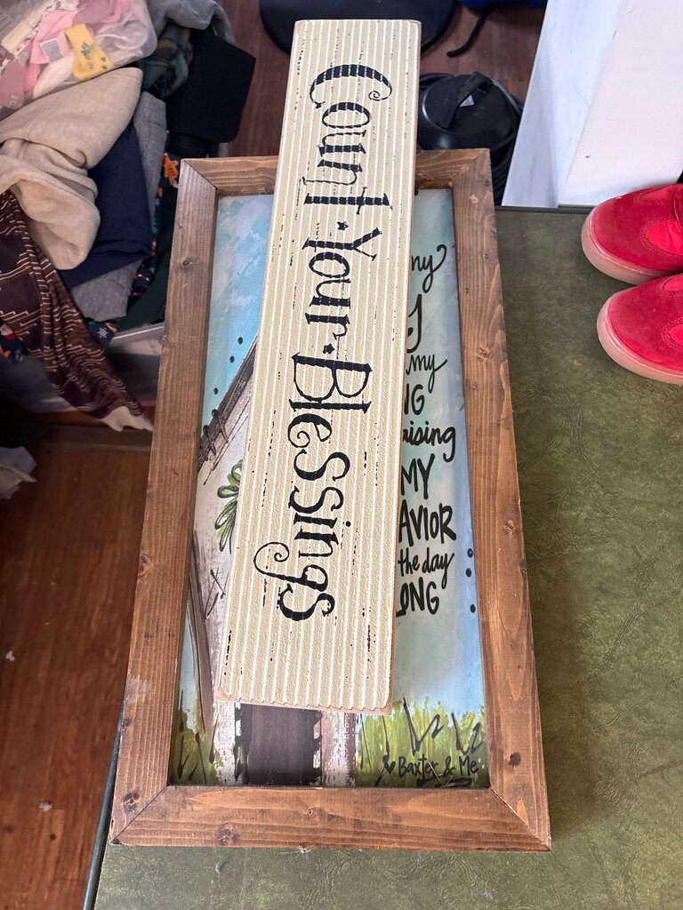Count Your Blessings Decorative Wall Sign