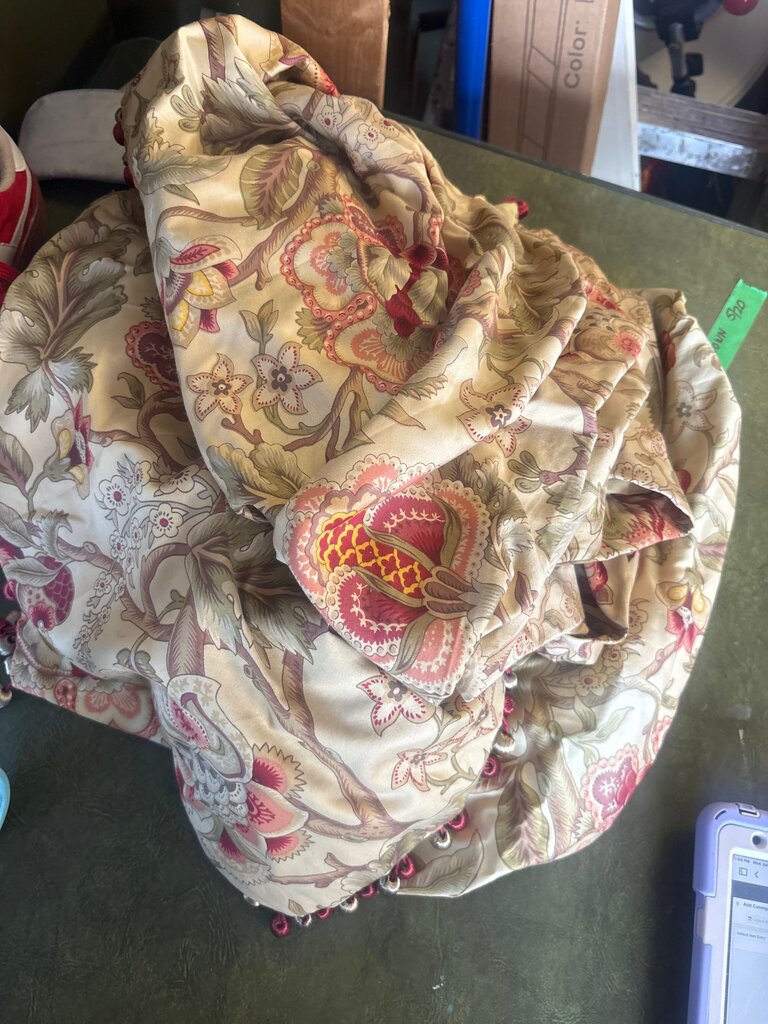 Floral Decorative Throw Blanket