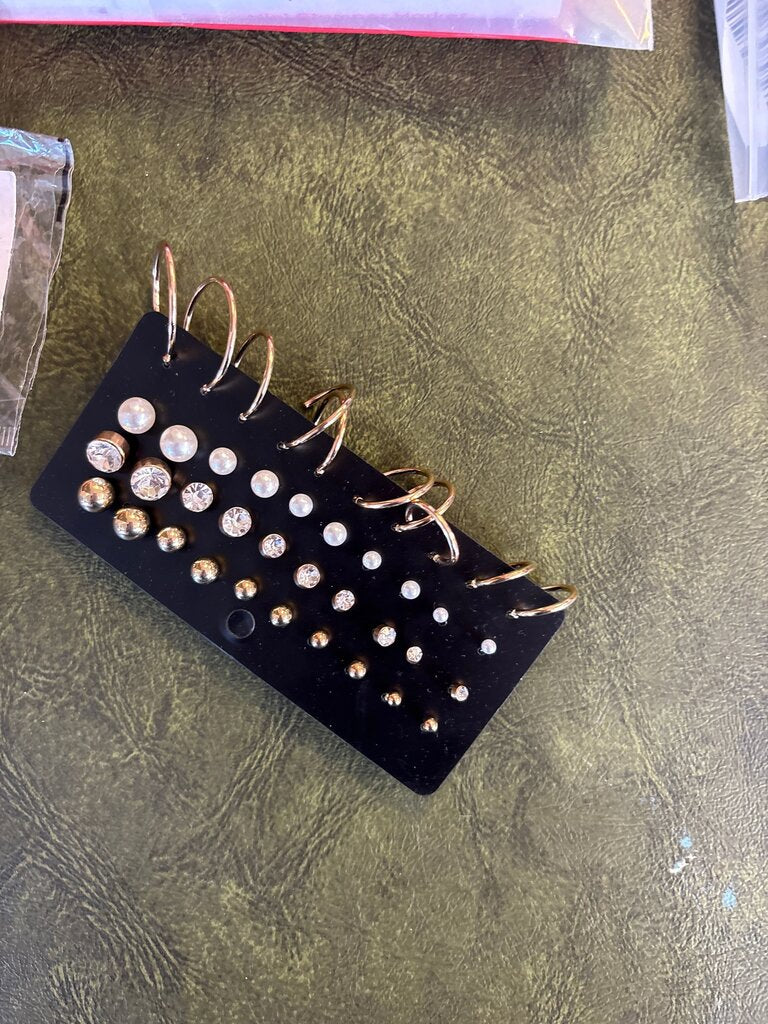 Assorted Stud Earrings Set