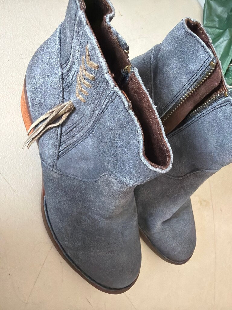 Stylish Gray Ankle Boots