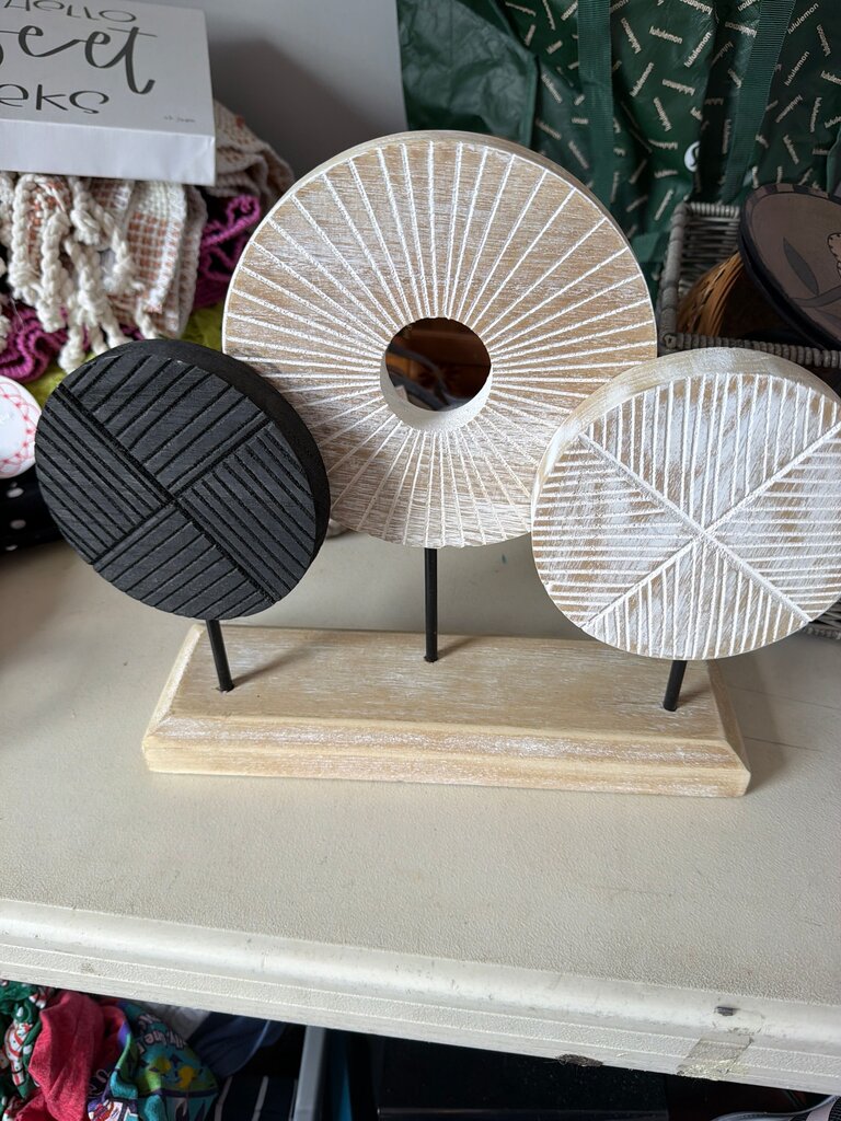 Decorative Multi-Circle Stand