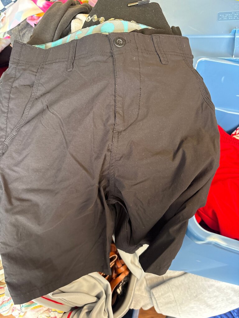Men's Black Shorts Size 30