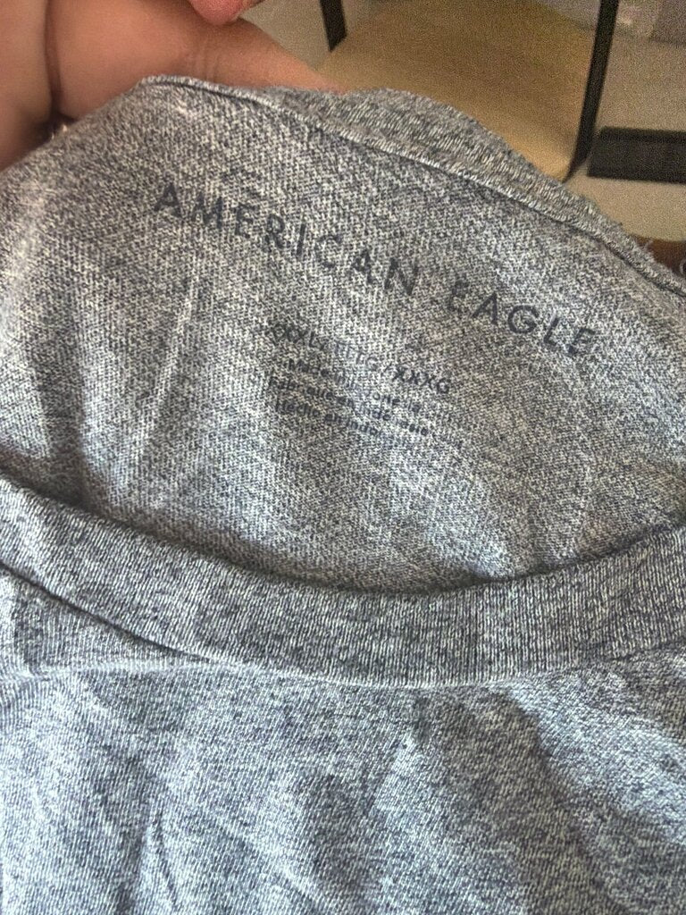 American Eagle Gray T-Shirt