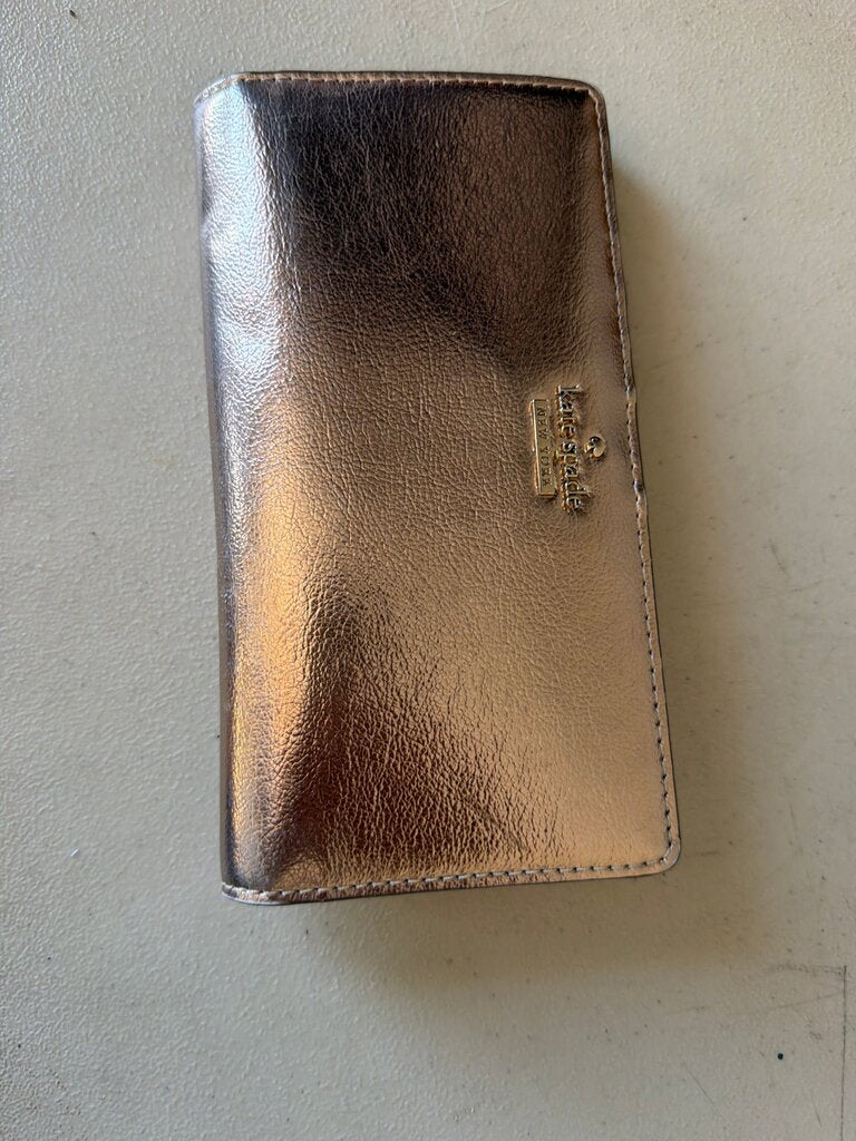 Kate Spade Rose Gold Wallet