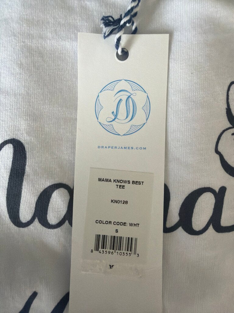 Mama Knows Best Tee