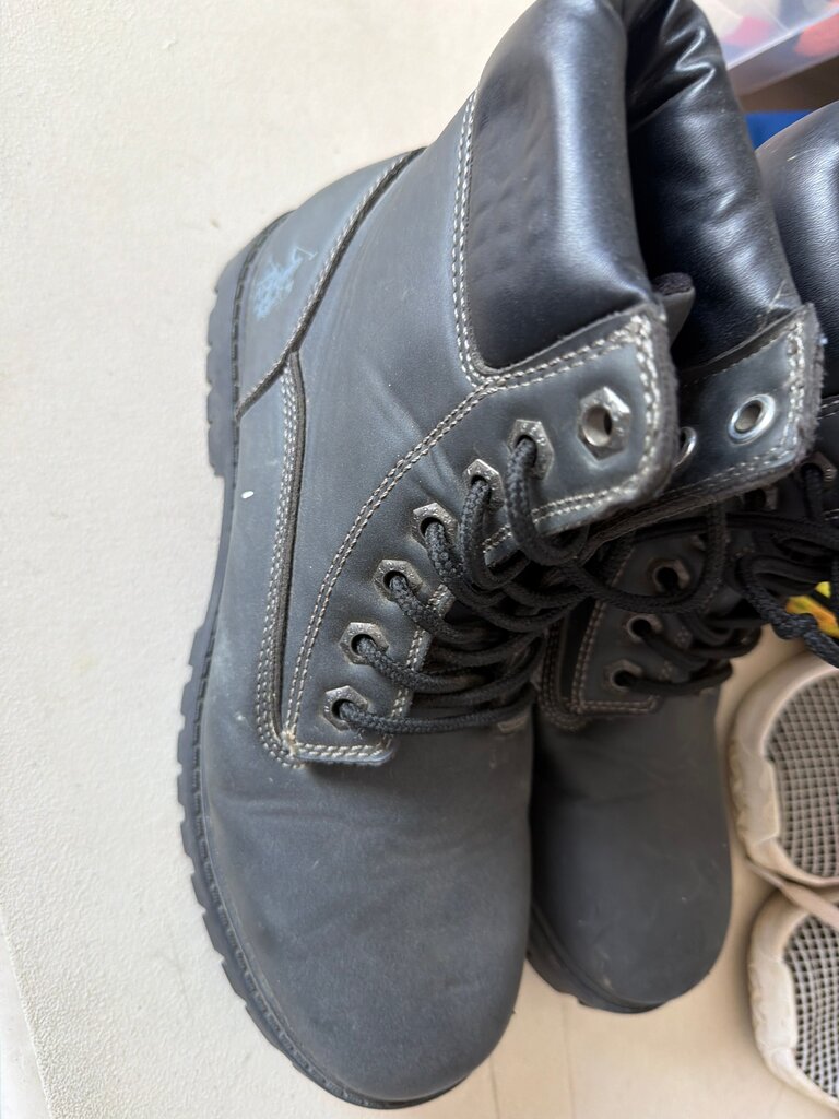 Men's Black Hiking Boots