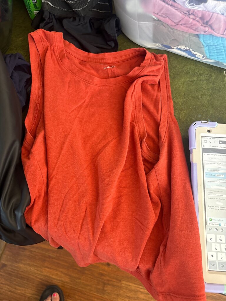 Red Sleeveless Top