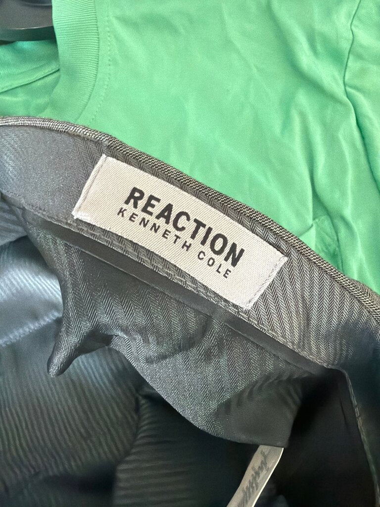 Kenneth Cole Reaction Green Shirt and Gray Pants Set