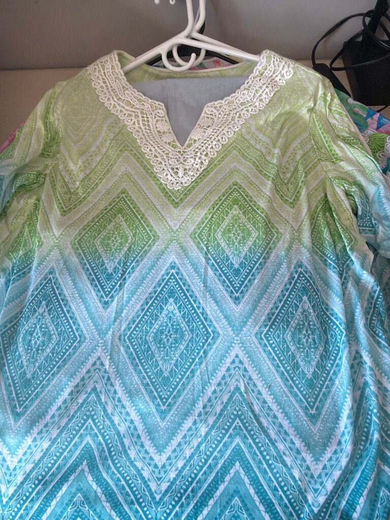 Avenida Dunner XL Green and Blue Patterned Tunic