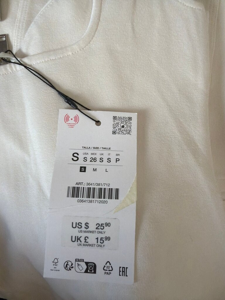 Women's White Sleeveless Top