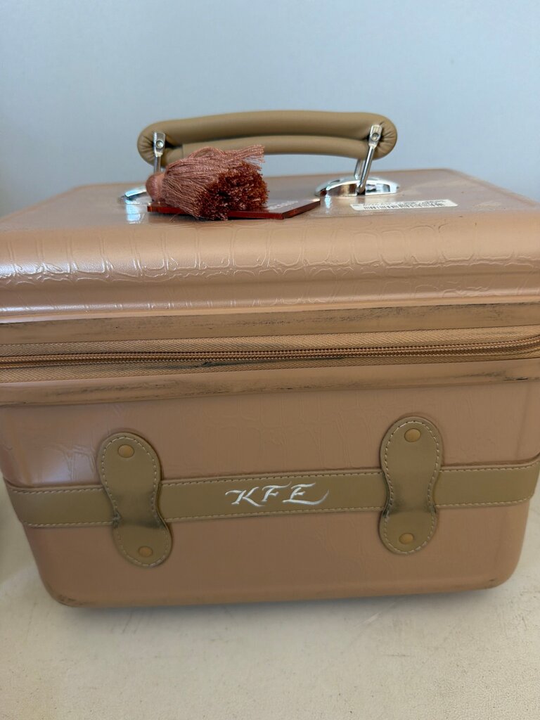 KFE Cosmetic Case