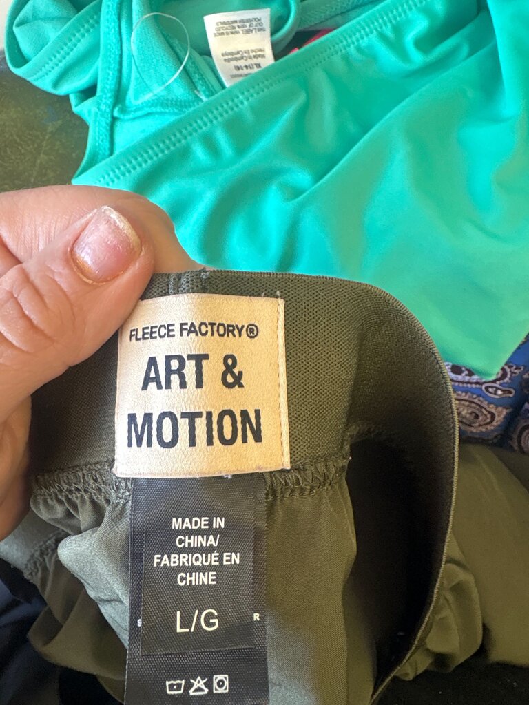 Art & Motion Women's Large Green Leggings