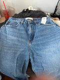 Abercrombie & Fitch High Rise Loose Jeans