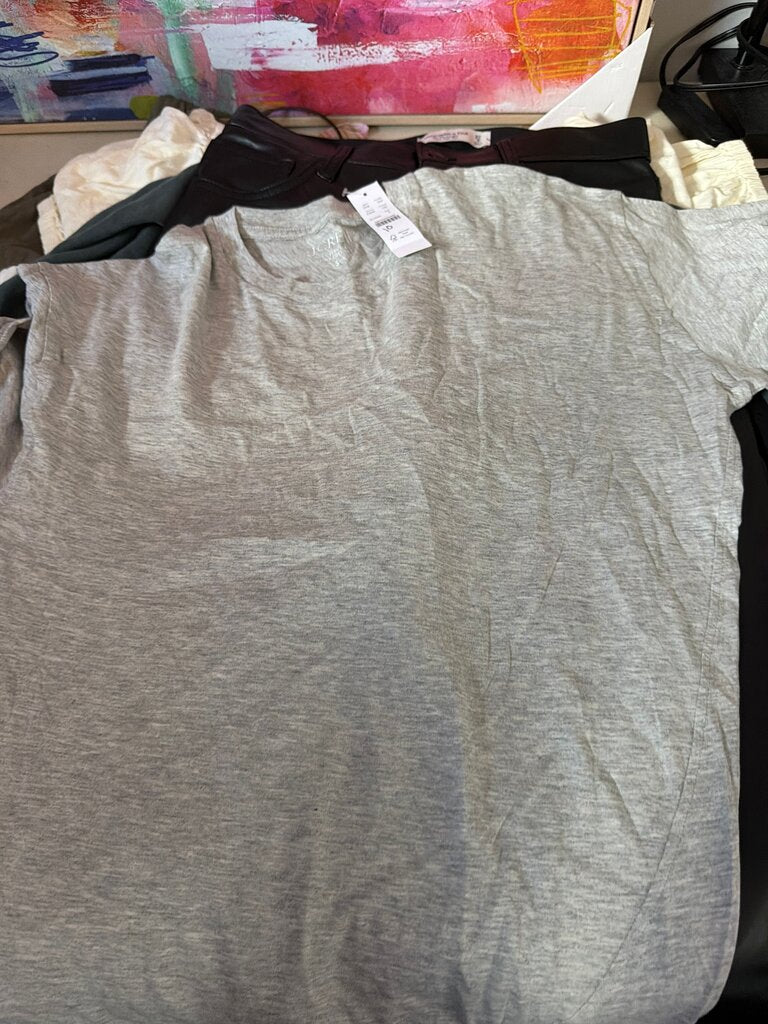 Gray Short Sleeve T-Shirt