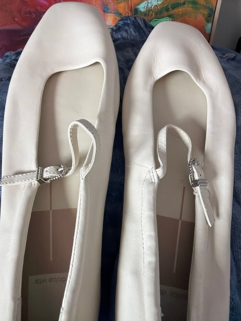 Women's White Ballet Flats