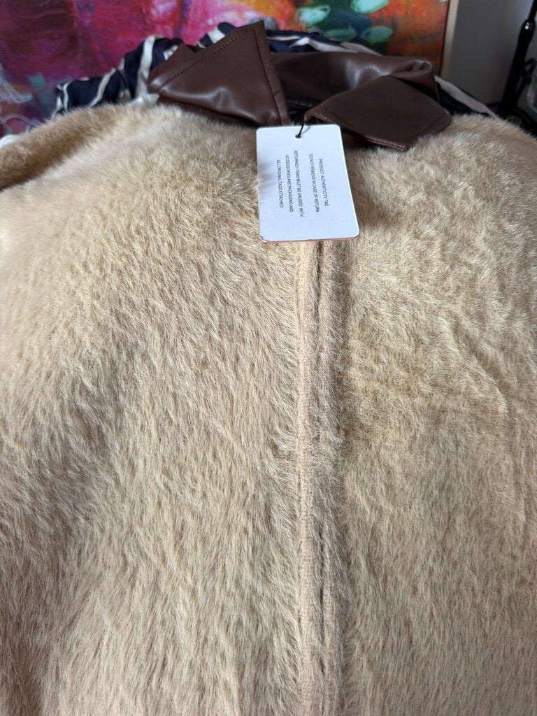 Line and Dot Faux Fur Jacket