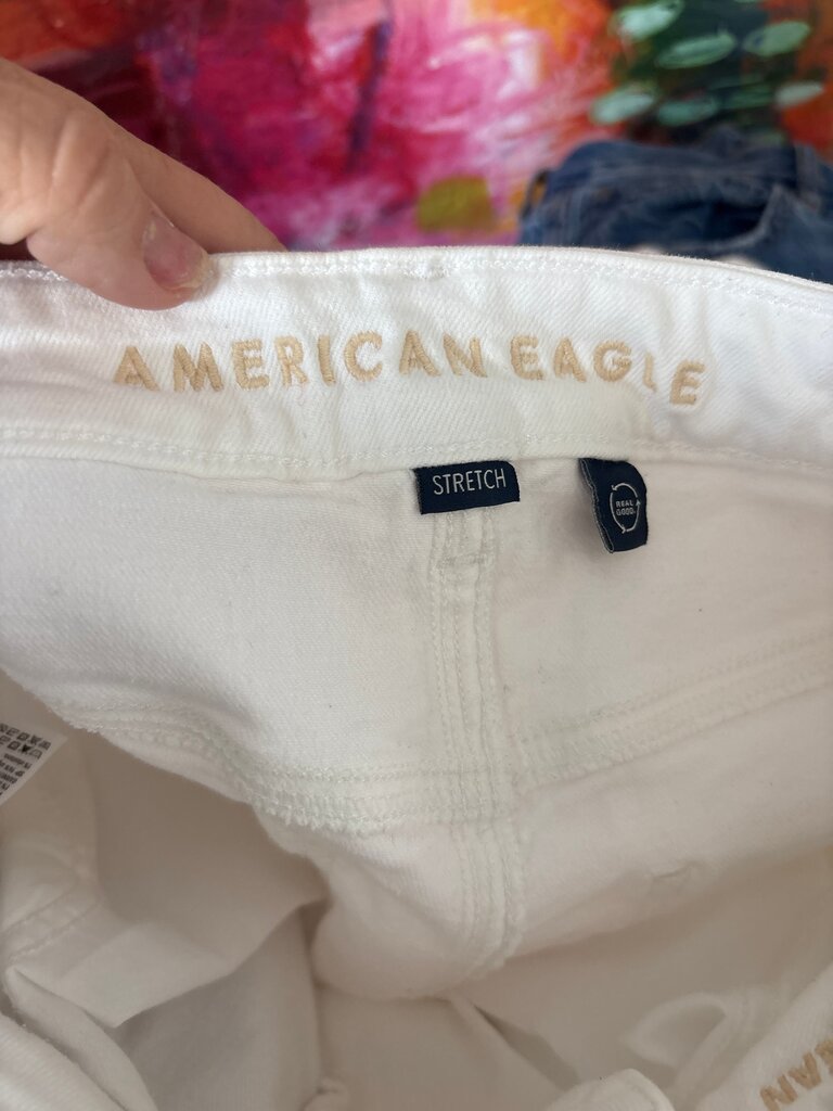 American Eagle White Stretch Jeans