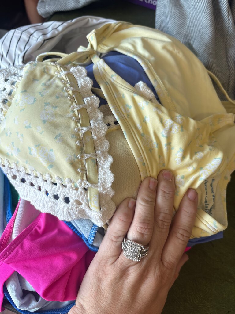 Bathing suit