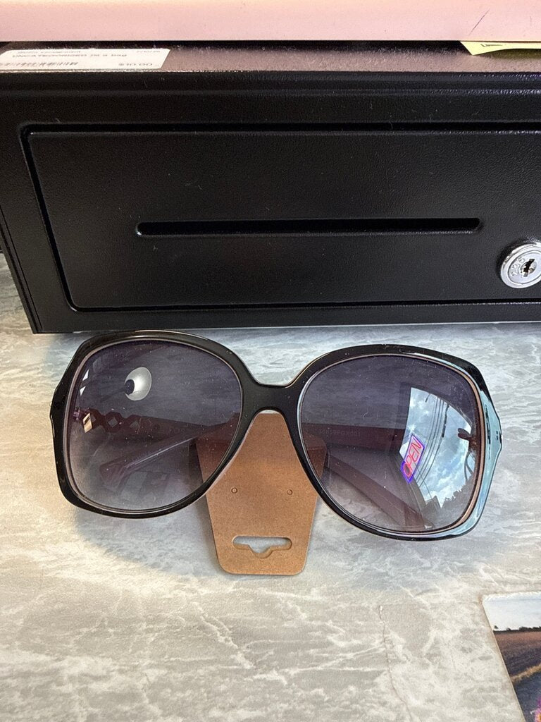 Stylish Oversized Sunglasses