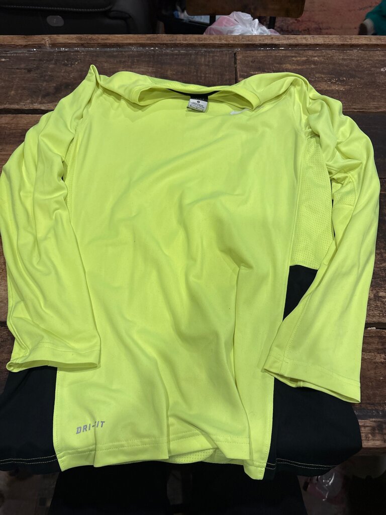 DRI-FIT Long Sleeve Shirt