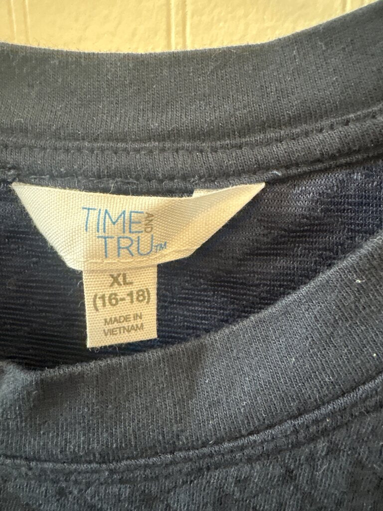 Time and Tru Women's Quilted Long Sleeve Top