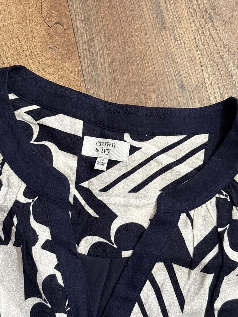 Crown & Ivy Navy Floral Tunic Dress