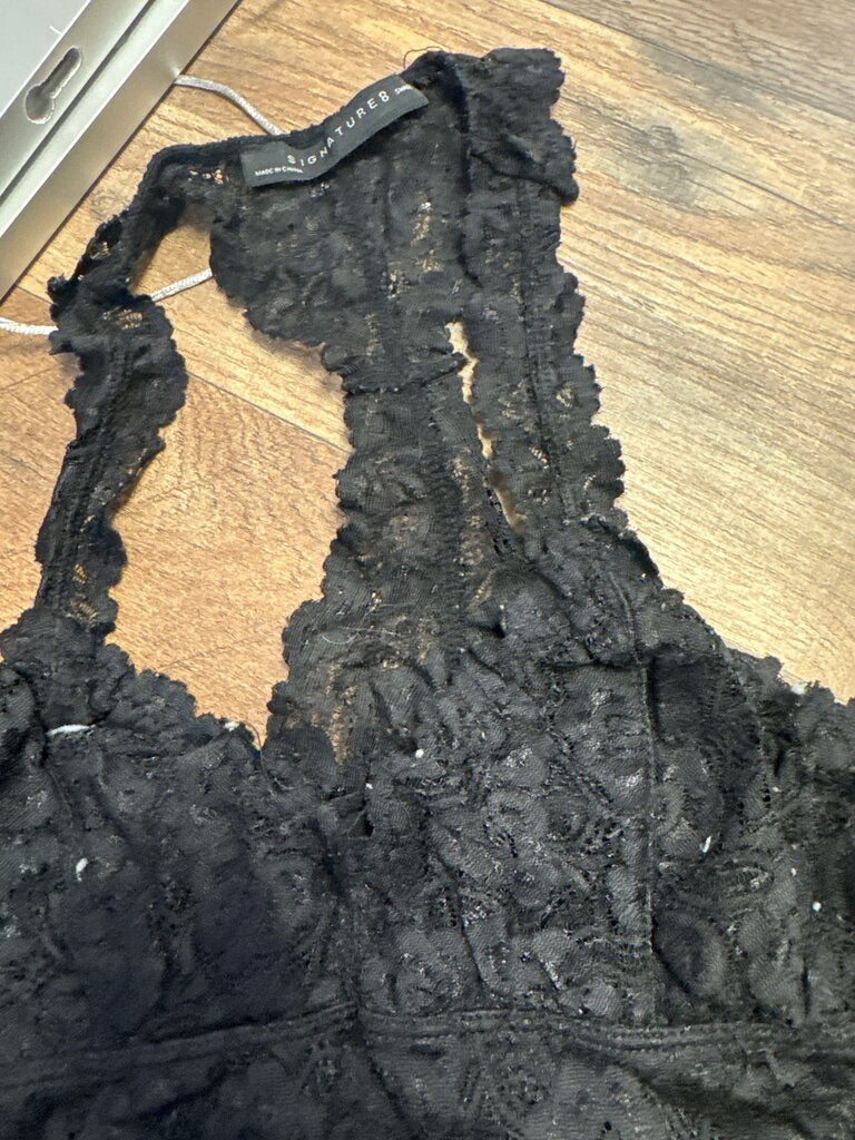 Signature 8 Women's Black Lace Top